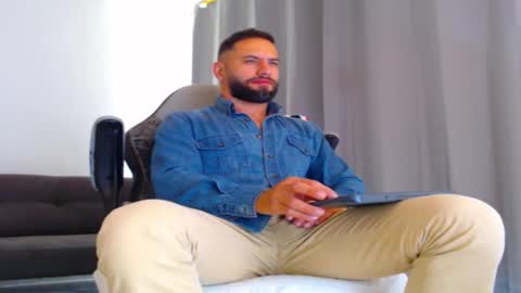 esteban online show from 11.18.25