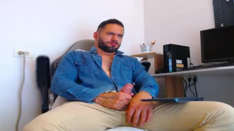 esteban online show from 12.19.25