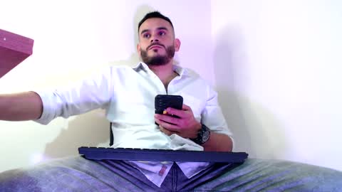 Esteban Fernandez online show from 12.22.24