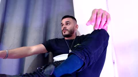 Esteban Fernandez online show from 12.26.24