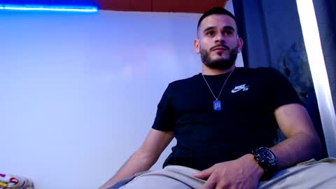 Esteban Fernandez online show from 01.22.25