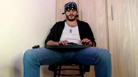 Esteban Fernandez online show from 01.29.25