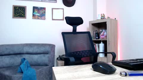 Esteban Fernandez online show from 06.08.26