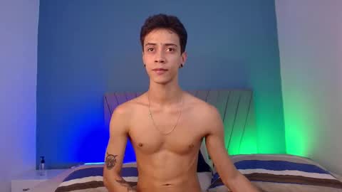 Snapshot of esteban_knight chatting on 05.26.26 E S T E B A N online show from 05.26.26