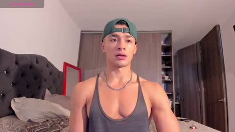 Snapshot of esteban_stud97 chatting on 10.17.25 Esteban Stud online show from 10.17.25