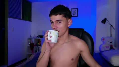Esteban online show from 04.22.26