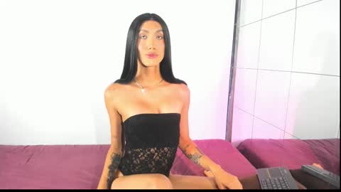 Snapshot of estefa_g chatting on 10.24.25 Estefa G online show from 10.24.25