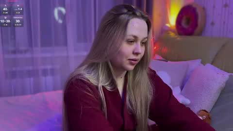 Estella online show from 05.12.26