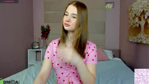 Ester online show from 03.06.26