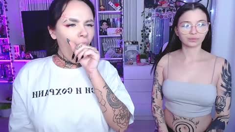 Snapshot of estercollins chatting on 12.11.24 Ester online show from 12.11.24