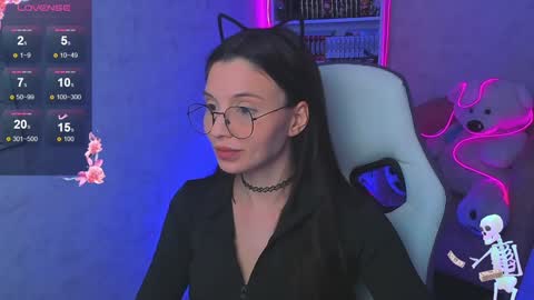 Snapshot of estercollins chatting on 01.28.25 Ester online show from 01.28.25