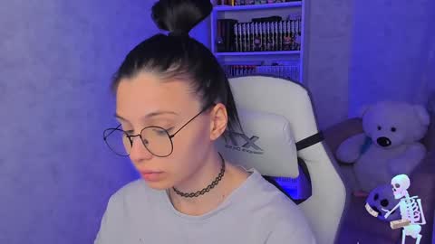 Snapshot of estercollins chatting on 02.07.25 Ester online show from 02.07.25