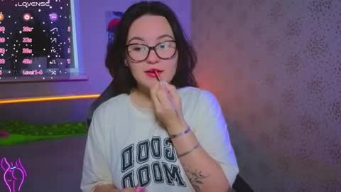 EsterPlayful online show from 11.02.25