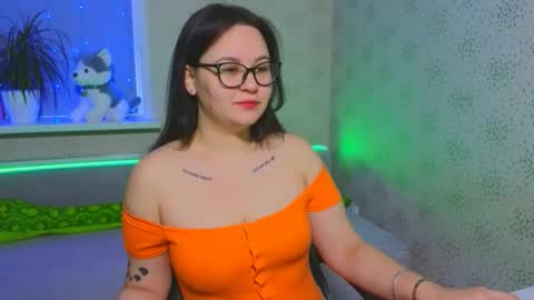 EsterPlayful online show from 12.16.25