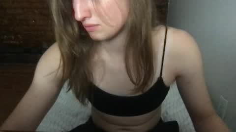 Esther Grey online show from 08.07.26