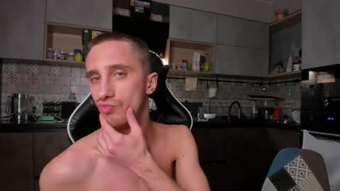 LOUIS online show from 03.02.26