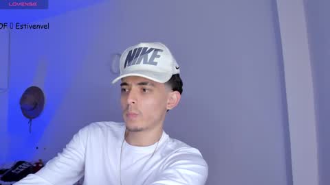 estivenvel online show from 02.27.25