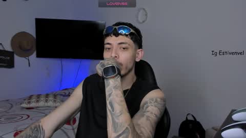 estivenvel online show from 10.22.25