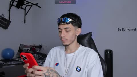 estivenvel online show from 10.23.25