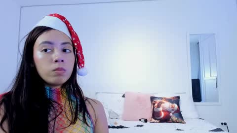 Estrellita online show from 12.19.24