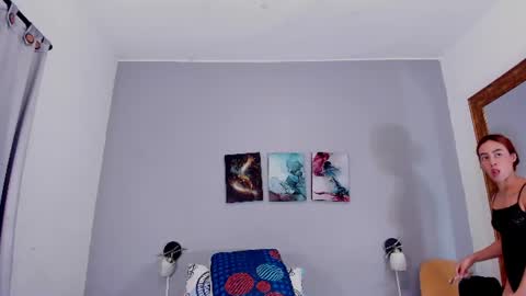 Snapshot of estrella_duran chatting on 07.17.26 Estrellita online show from 07.17.26