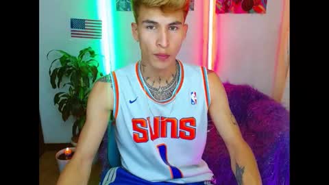 Snapshot of estrellita__jordan chatting on 01.27.25 JORDAN online show from 01.27.25