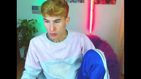 Snapshot of estrellita__jordan chatting on 02.02.25 JORDAN online show from 02.02.25