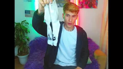 Snapshot of estrellita__jordan chatting on 02.06.25 JORDAN online show from 02.06.25