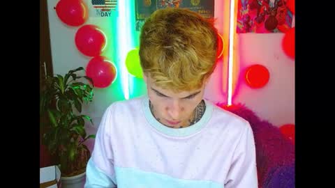 Snapshot of estrellita__jordan chatting on 02.16.25 JORDAN online show from 02.16.25