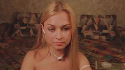 Sophia online show from 06.12.26
