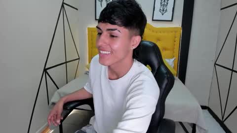 E T H A N  online show from 02.25.26