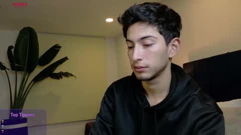 Snapshot of ethan_skiny_ chatting on 10.15.25 Joan online show from 10.15.25