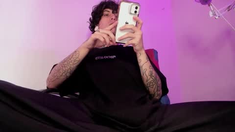 Snapshot of ethan_sykes chatting on 10.30.25 Ethan sykes online show from 10.30.25