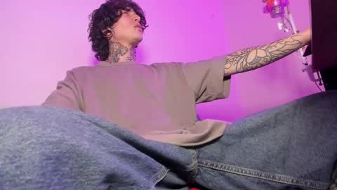 Snapshot of ethan_sykes chatting on 11.23.25 Ethan sykes online show from 11.23.25