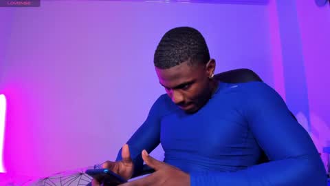 ethan travis online show from 12.02.24