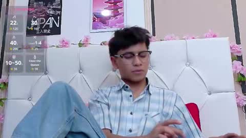 Snapshot of ethan_westt chatting on 11.10.25 Ethan online show from 11.10.25