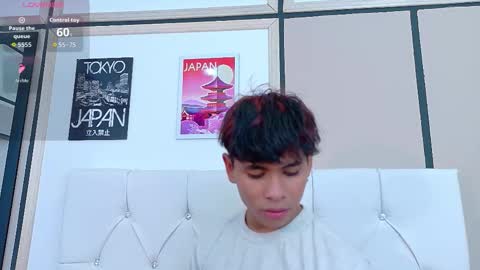 Snapshot of ethan_westt chatting on 11.22.25 Ethan online show from 11.22.25