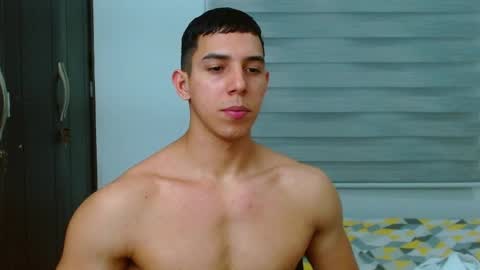 Snapshot of ethan_wright_ chatting on 11.27.25 ethan_wright_ online show from 11.27.25