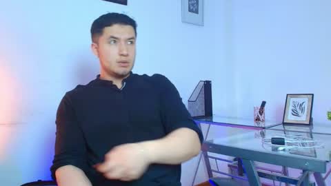 ethanconnor_ online show from 05.10.26