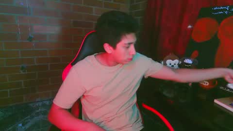 Snapshot of ethann2_ chatting on 04.02.26 ethann2_ online show from 04.02.26