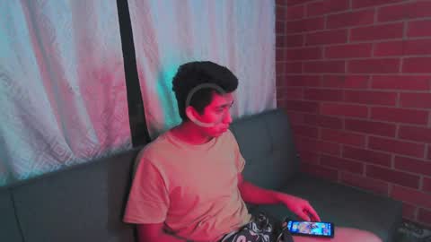 Snapshot of ethann2_ chatting on 04.03.26 ethann2_ online show from 04.03.26