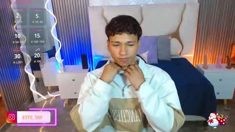 Snapshot of ette_tay chatting on 11.20.25 ette online show from 11.20.25