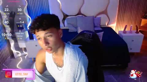 Snapshot of ette_tay chatting on 12.16.25 ette online show from 12.16.25