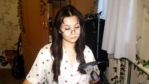 Lily 1st day online show from 05.30.26