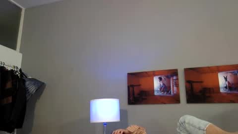 Snapshot of euginehot chatting on 03.04.25 euginehot online show from 03.04.25