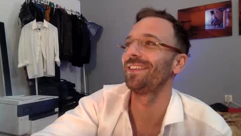 Snapshot of euginehot chatting on 03.05.25 euginehot online show from 03.05.25