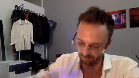 Snapshot of euginehot chatting on 03.05.25 euginehot online show from 03.05.25