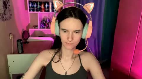 Snapshot of eunabiddlecome chatting on 06.13.26 Kate online show from 06.13.26