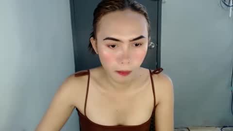 Snapshot of euniceariella21 chatting on 02.10.25 YELLA online show from 02.10.25