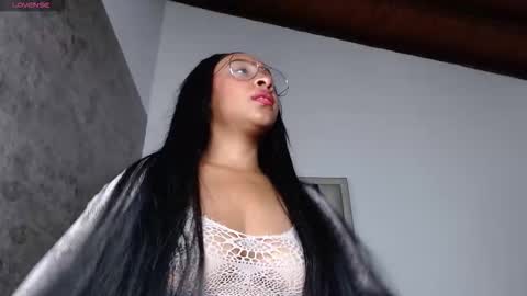 Snapshot of euphoria_06 chatting on 12.14.25 euphoria_06 online show from 12.14.25